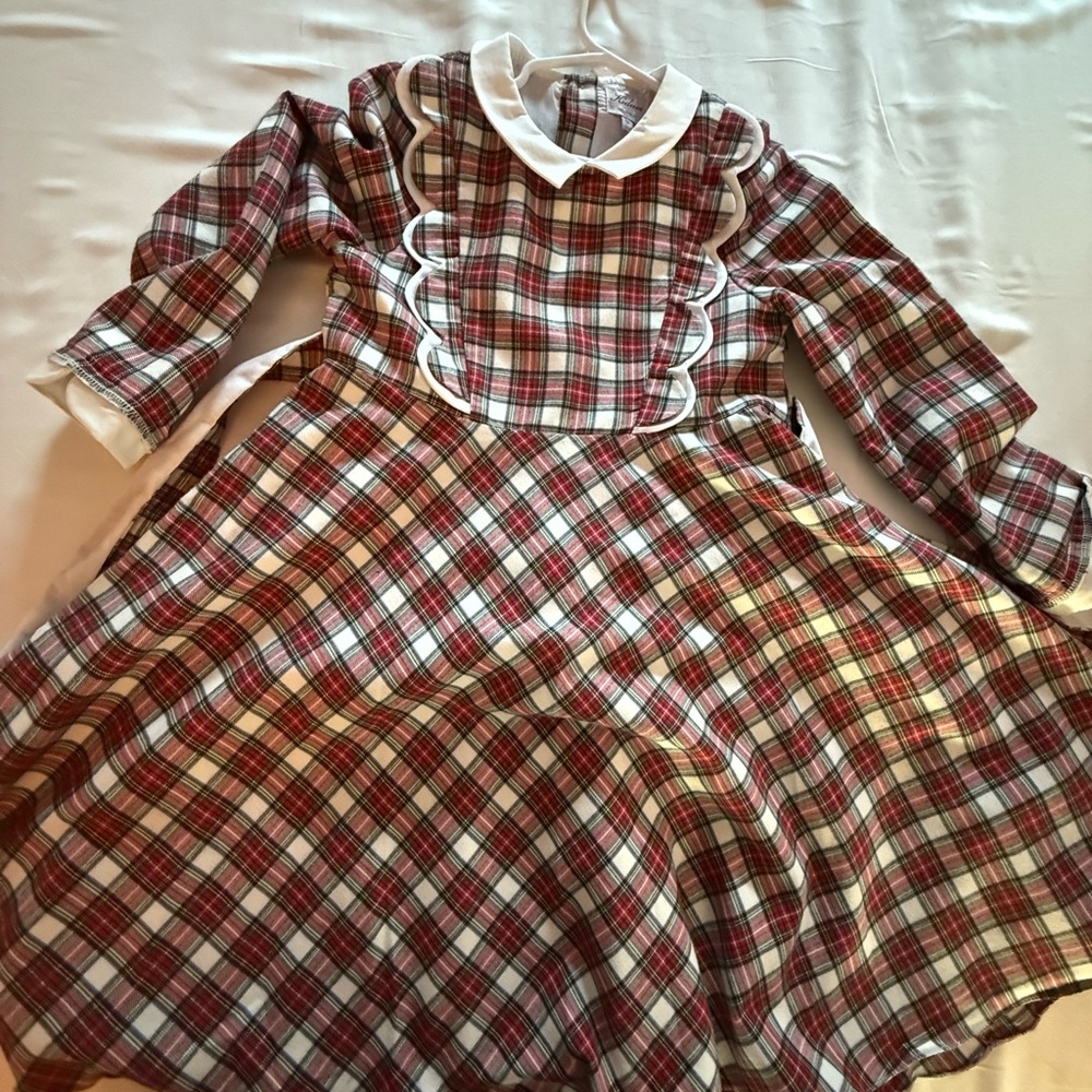 Plaid Long Sleeve Dress with White Collar